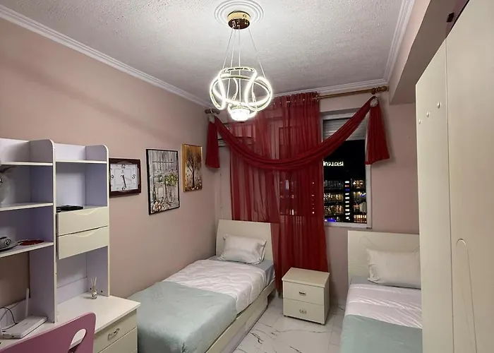 Familiar Apartmán Tirana